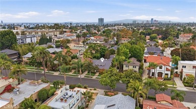 Charming 1920s single-level home situated in the highly - photo 38