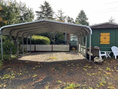 Charming 1-bedroom, 1-bath home located in the gated community - photo 46