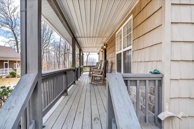 Well-kept lakeview home on beautiful Dale Hollow Lake! Built in - photo 6