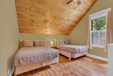 Perfect for a primary residence or weekend retreat, this - photo 17