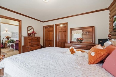 This beautiful, well-preserved log home, 3 BR, 2BA 1934sq ft is - photo 21