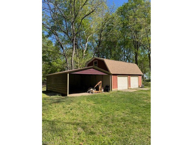 This beautiful, well-preserved log home, 3 BR, 2BA 1934sq ft is - photo 31