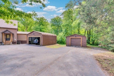 Perfect for a primary residence or weekend retreat, this - photo 32