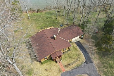 This beautiful, well-preserved log home, 3 BR, 2BA 1934sq ft is - photo 36