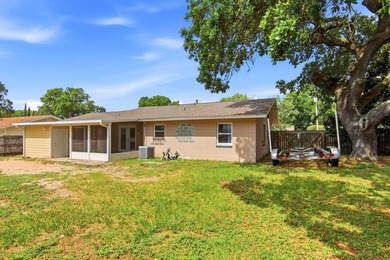 Great Investment or Starter Home in Shalimar! Solid block/brick - photo 38