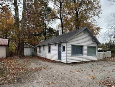 Beaver Dam Lake Home For Sale in Claypool Indiana