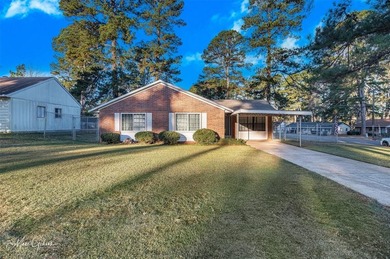 Cross Lake Home For Sale in Shreveport Louisiana