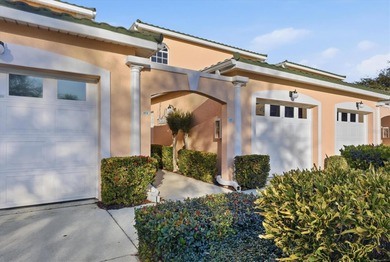 (private lake, pond, coastal) Condo Sale Pending in Venice Florida