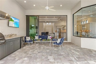 One of the largest floor plans in Hollybrook with a true - photo 29
