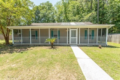 Harbour Town is wonderful neighborhood and this 3-bedroom - photo 30