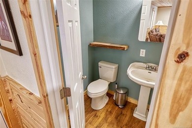 Charming Longtown Home on Over an Acre with Lovely Guest House - photo 49