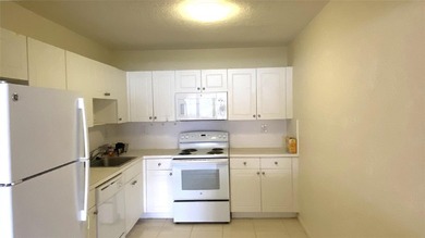 Ideal investment opportunity, just west of Federal HWY! This - photo 2