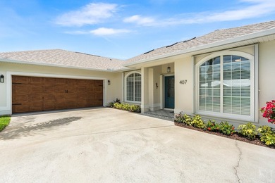 **Exceptional Waterfront Pool Home with Spectacular Canal - photo 5