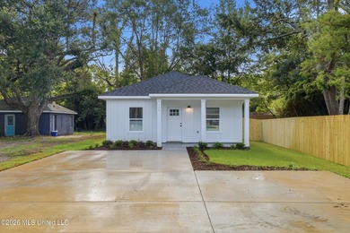 Welcome to your dream home! This beautifully crafted new - photo 4