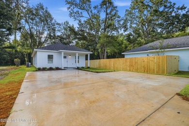 Welcome to your dream home! This beautifully crafted new - photo 5