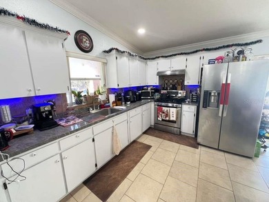 Welcome to this beautifully updated 3 Bed 2 Bath Home located in - photo 6