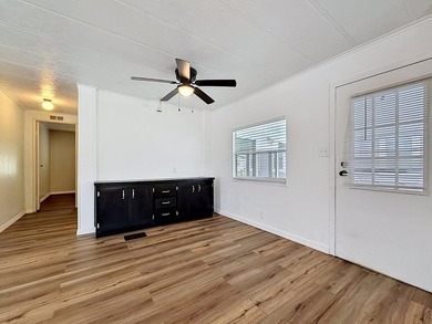 Completely remodeled 2 bedroom, 2 bathroom home located in an - photo 4