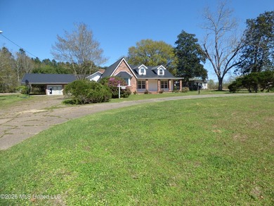 This property is a rarity -- featuring over 17 acres inside - photo 2