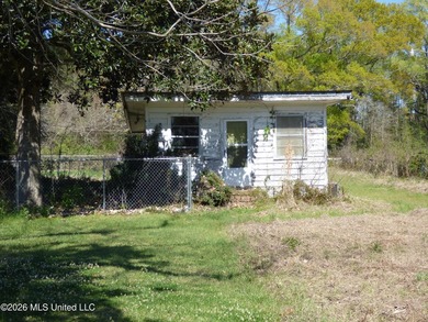 This property is a rarity -- featuring over 17 acres inside - photo 4