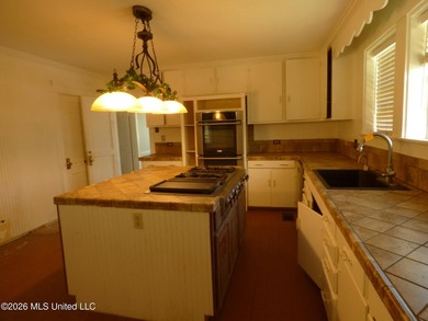 This property is a rarity -- featuring over 17 acres inside - photo 8