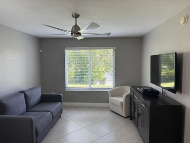 This turnkey, well-maintained first-floor 2-bedroom, 2-bath - photo 10