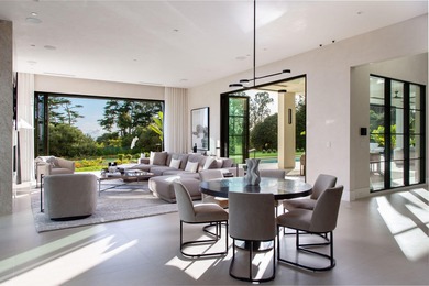 Newly built and masterfully composed, Miramar Meadows is a rare - photo 17