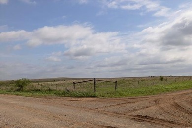 Experience the beauty and functionality of this 39.93-acre - photo 18