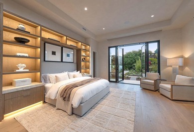Newly built and masterfully composed, Miramar Meadows is a rare - photo 22