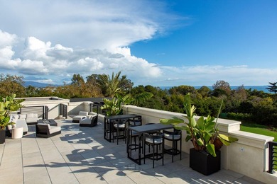 Newly built and masterfully composed, Miramar Meadows is a rare - photo 29