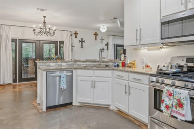 Step into refined country living with this beautifully appointed - photo 10