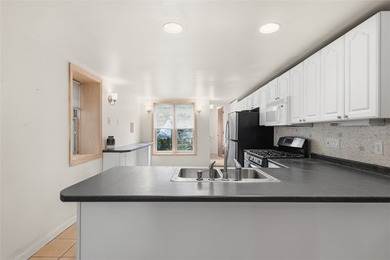 Welcome to 59 S 14th st, perfectly located in the heart of - photo 10