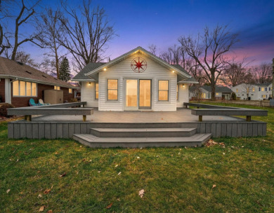 Lake Tippecanoe Home For Sale in Leesburg Indiana