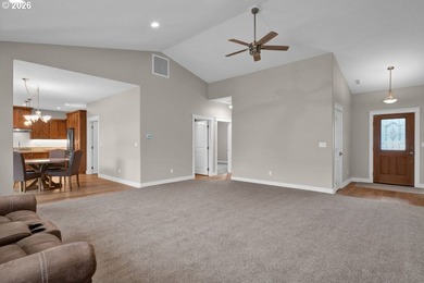 Welcome to Fairway Estates - one of Florence's most sought-after - photo 10