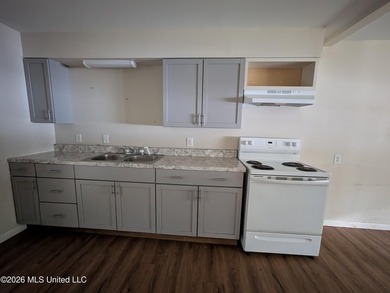 Looking for a smart way to get into real estate or grow your - photo 4
