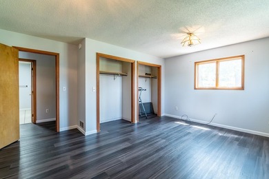 **PRICED TO SELL**Beautifully updated nearly 3000 sqft Lakehouse - photo 28