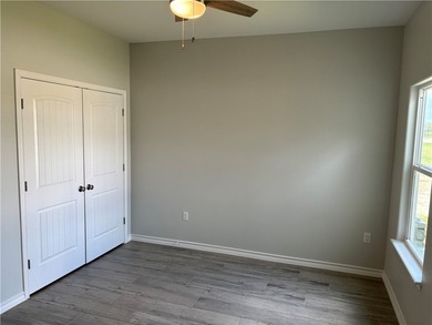 This is a great house in a very quiet neighborhood. It is very - photo 12