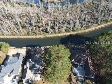 Premium waterfront homesite in Hampton Lake featuring a private - photo 14