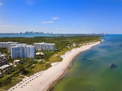 Rarely available Direct Oceanfront 2 bedroom / 2 bath slope unit - photo 6