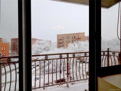 Unit 5E on the 5th floor of the 7-story building. Elevator