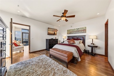 Welcome to Unit 606 at The Pinnacle, an extraordinary corner - photo 20
