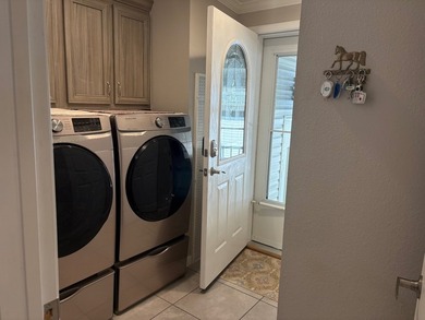 RETIRE IN STYLE in this beautiful home built in 2020. This home - photo 22