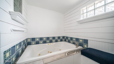 Unique & versatile property with no HOA. Featuring two separate - photo 23