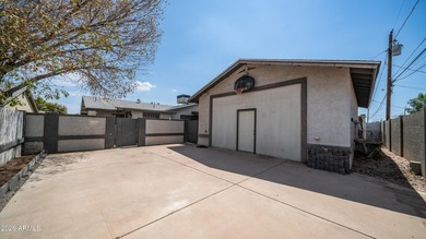 Unique & versatile property with no HOA. Featuring two separate - photo 28