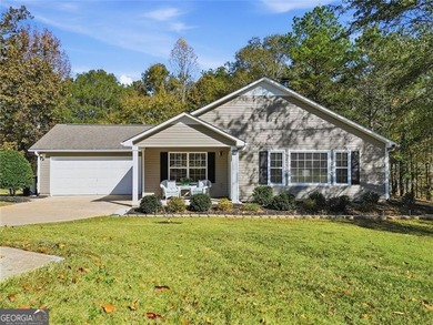(private lake, pond, coastal) Home Sale Pending in Moreland Georgia