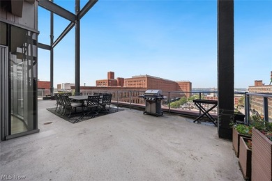 Welcome to Unit 606 at The Pinnacle, an extraordinary corner - photo 33