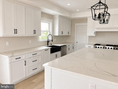 NEW CONSTRUCTION - near completion, awaiting your arrival! - photo 3
