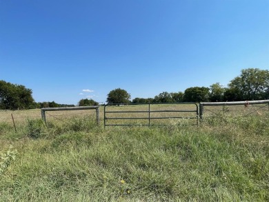 Lake Acreage For Sale in Corsicana, Texas