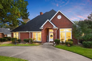 Lake Clark Home For Sale in Ennis Texas