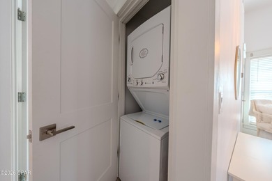 $10,000 PRICE IMPROVEMENT! Welcome to this beautifully renovated - photo 23