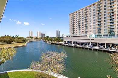 Golden Isles Lakes Area Condo For Sale in Hallandale Beach Florida